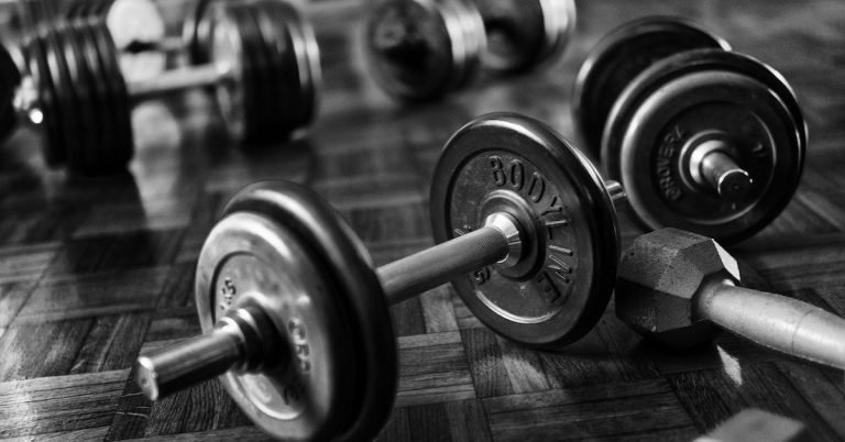 5 Diet Myths That Harm Your Weight Efforts